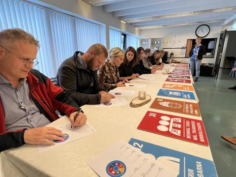 Undirskrift um Réttindaskóla- og frístund