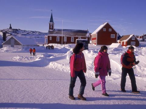 Skólabörn á ferð í Nuuk á Grænlandi