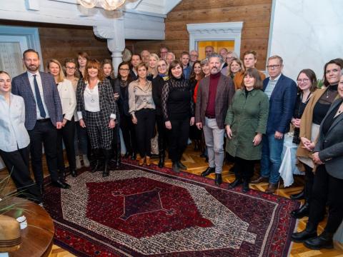 Atvinnulífsfundur Reykjavíkurborgar í Höfða, hópmynd af þátttakendum.