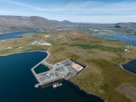 Álfsnes is well-suited for an eco-industrial park