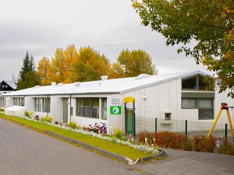 Leikskólinn Hálsaskógur/Borg, sumar, úti