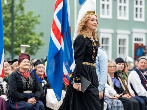 Ebba Katrín Finnsdóttir var fjallkonan árið 2024.