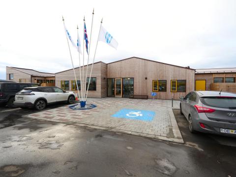 Photo of the front of the new housing cluster at Brekknaás