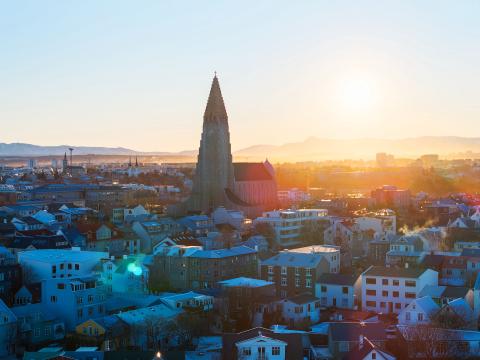 Overview of Reykjavík with Hallgrímskirkja in the center of the image.