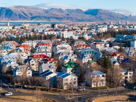 Reykjavík viewed from Hlíðar toward Mount Esja