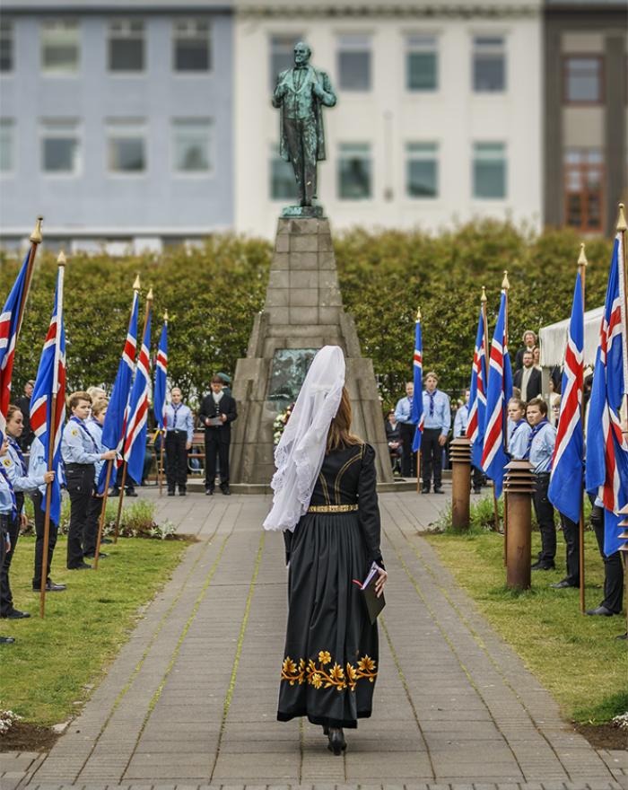 The Lady of the Mountain 2010 in Austurvöllur.
