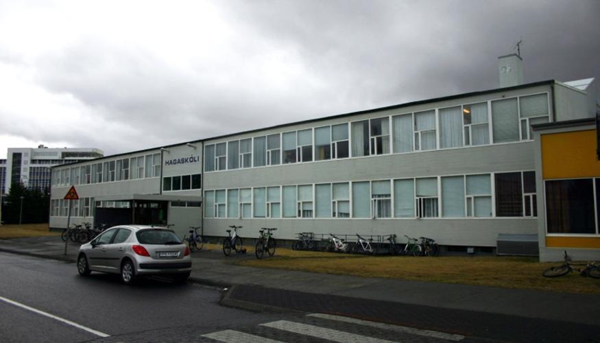 Inngangur í Hagaskóla frá Fornhaga