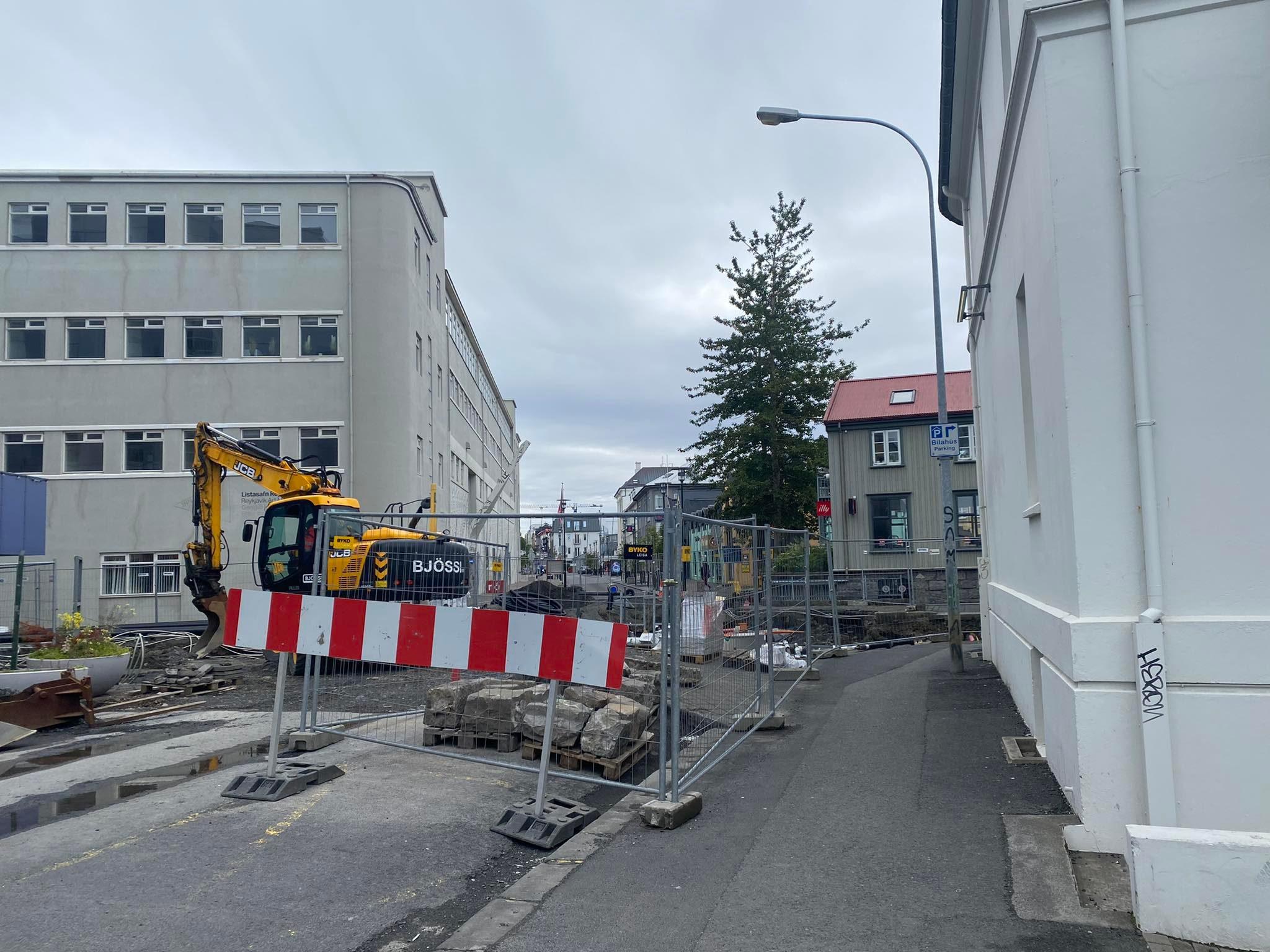 Framkvæmdasvæði við Grófina.