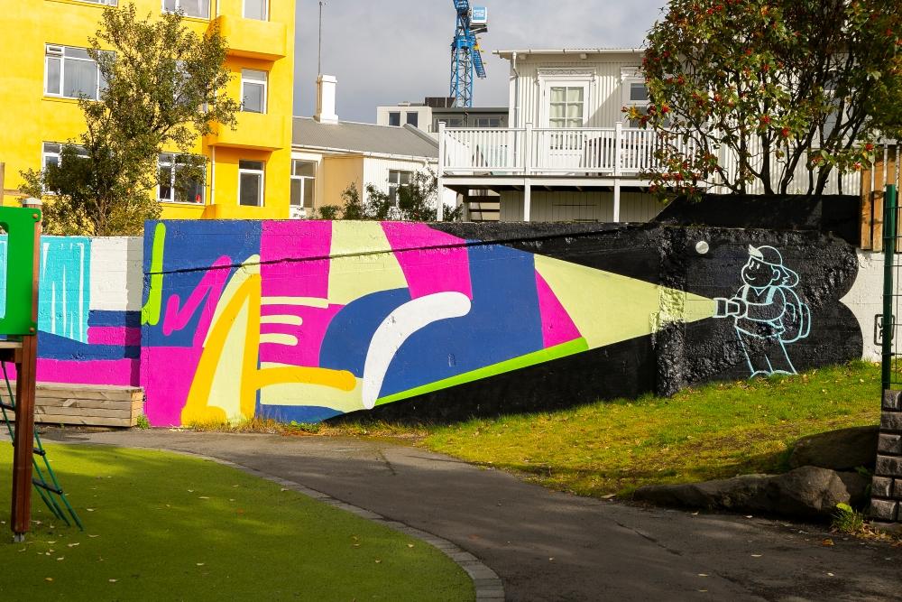 Wall art on the grounds of Drafnarsteinn.