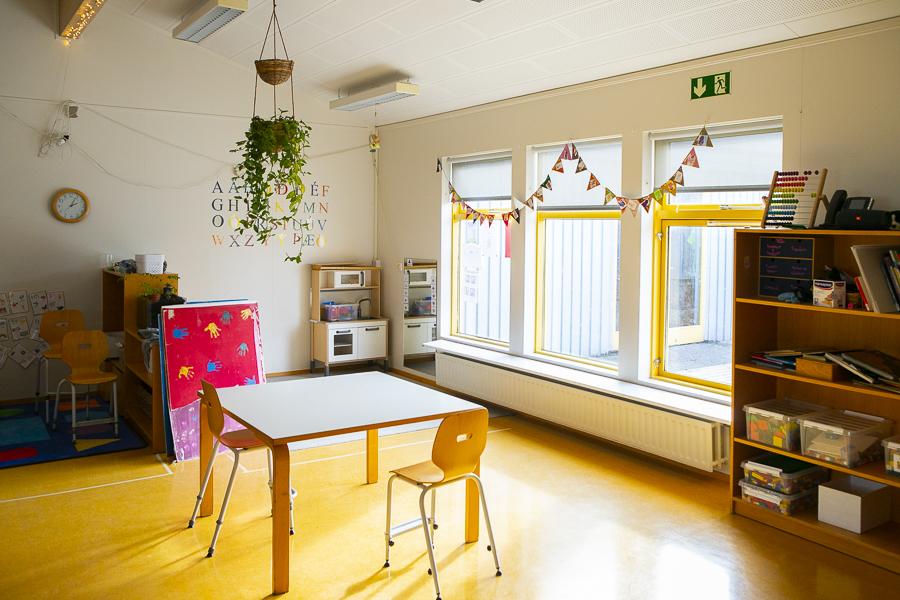 Indoor play area at Drafnarsteinn.