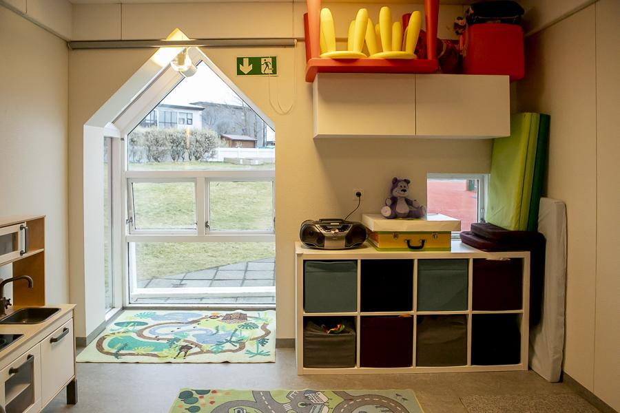 Leiksvæði inni á Klettaborg.