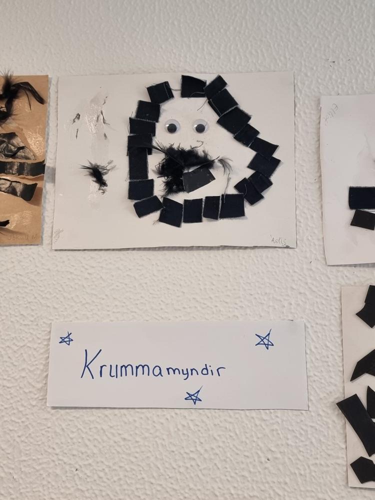 Listaverk barna í Fífuborg.
