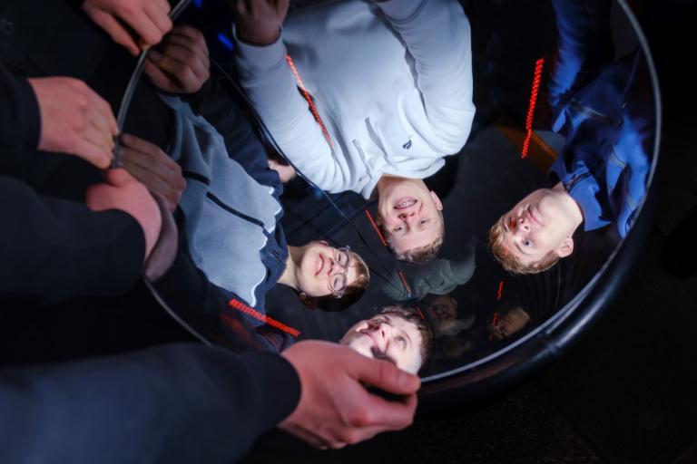 Nemendur í vísindasmiðju