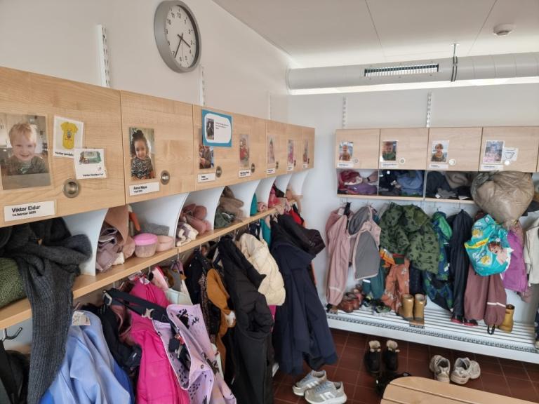Cloakroom at Fífuborg