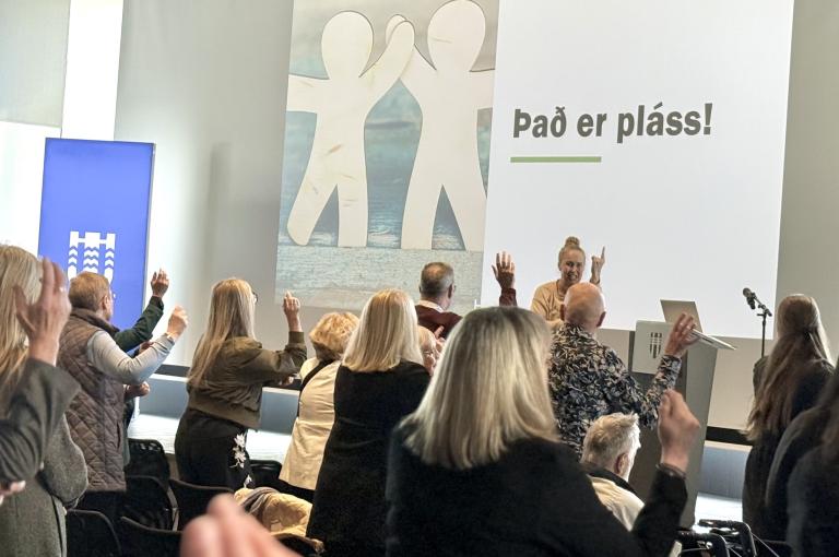 The joy dance in Tjarnarsalur
