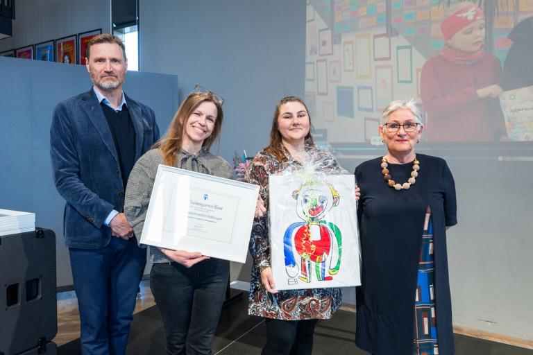 Frá uppskeruhátíð frístundastarfs í Reykjavík. Höfuðið í bleyti.
