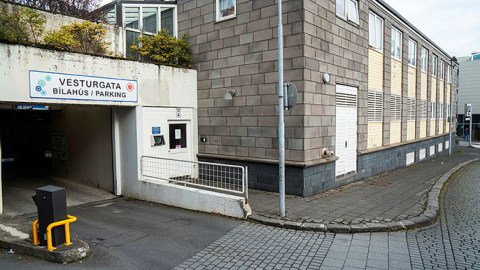 Vesturgata bílahús