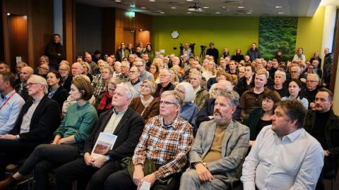 People at the meeting.