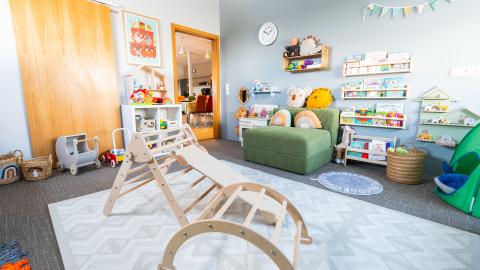 One of the colorful, welcoming rooms at the Mánaberg family home. 