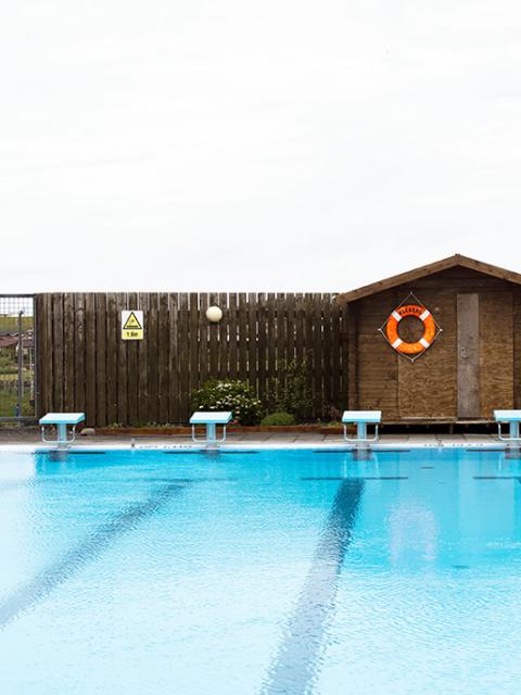Swimming pool and starting blocks at Klébergslaug