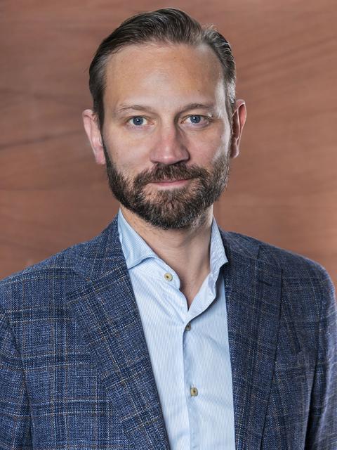 Einar Thorsteinsson